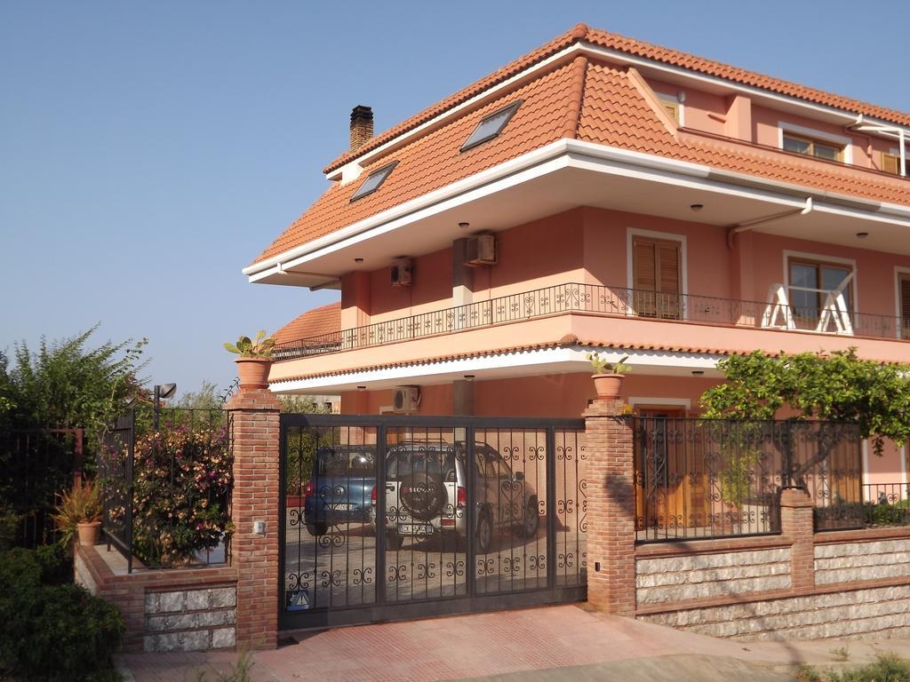 Villa Jovanna Letojanni Εξωτερικό φωτογραφία